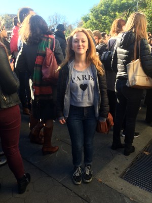 Lang student and former Parsons Paris student, Emma Ravitz, shows support at the #NewYorkIsParis rally in Washington Square Park on Nov. 14.
