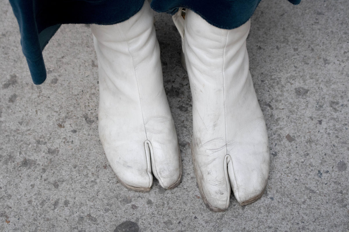 Buy top tabi boots