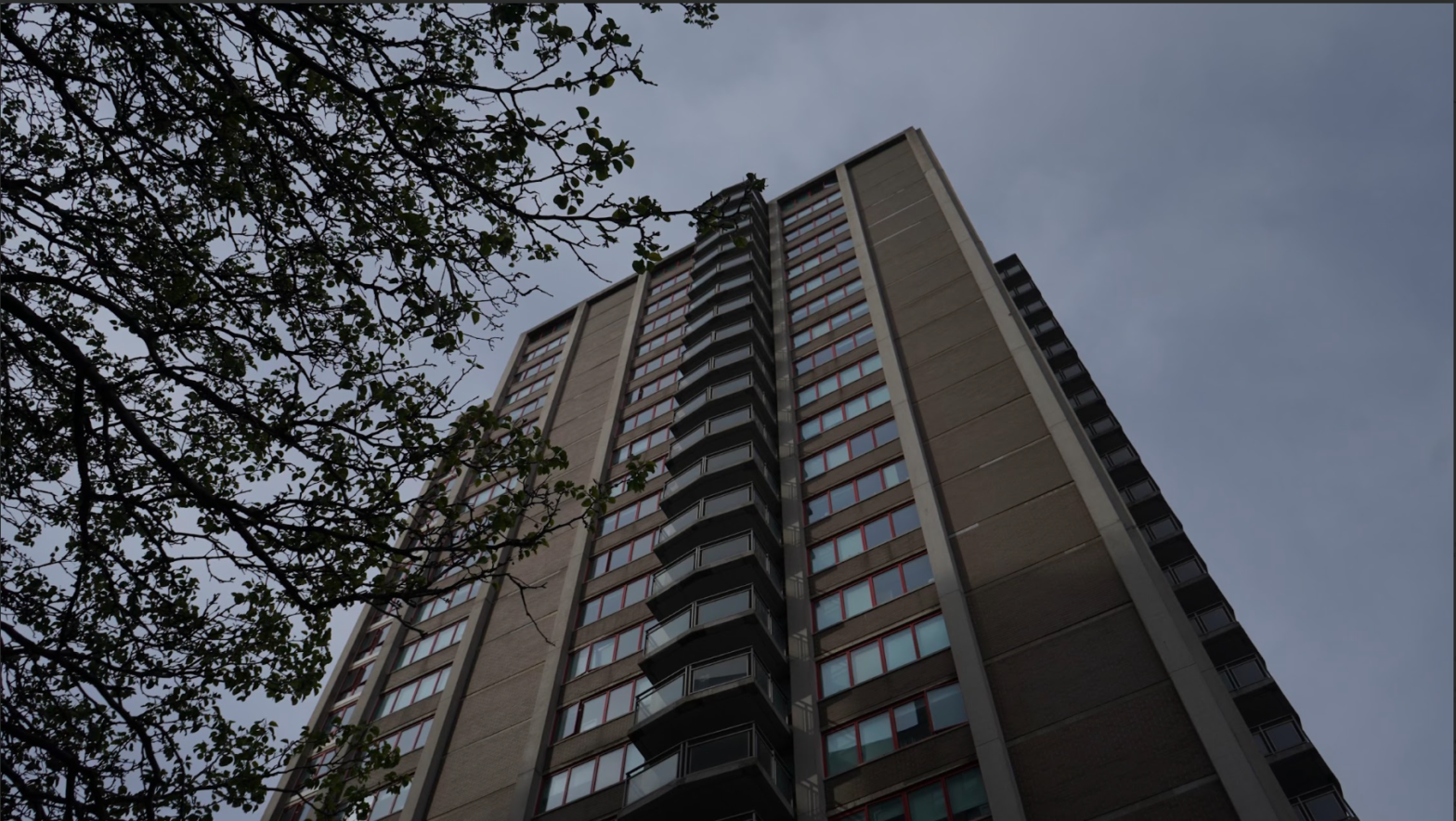 Hundreds of students forced out of 301 residence hall due to apparent gas line issues